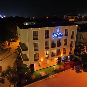 Oda ve Kahvaltı Palace Türkiye