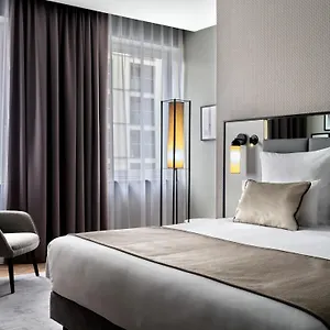 Otel Leonardo Royal, Varşova