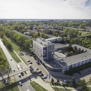 Otel Novotel Airport, Varşova