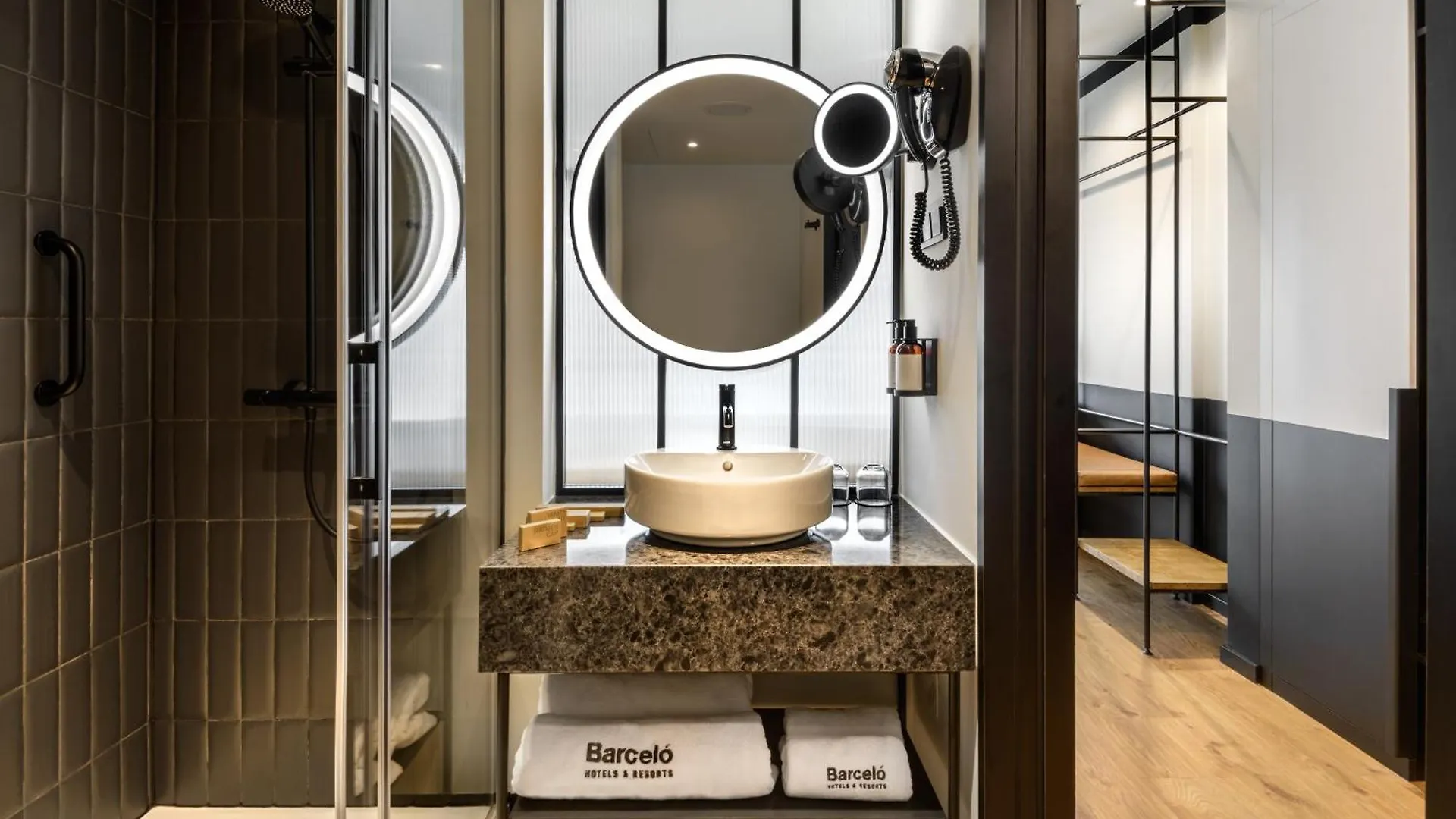 Barcelo Warsaw Powisle Hotell