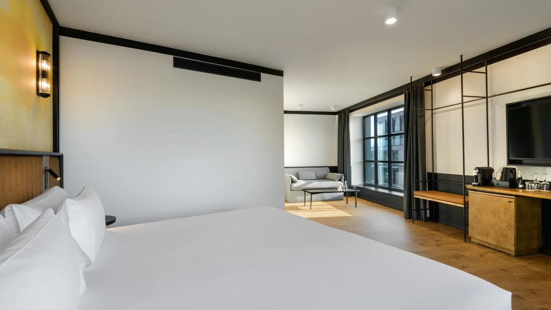 Barcelo Warsaw Powisle Hotell 4*,